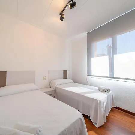 Homeholidaysrentals Elodie Apartment *